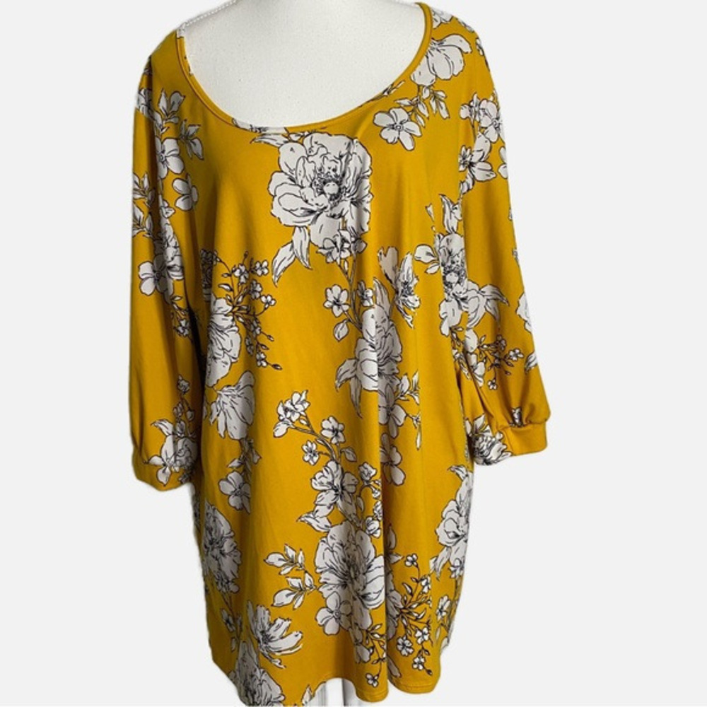 Piphany Yellow,‎ White, and Black Floral Print Oversized Cuff Sleeve Blouse